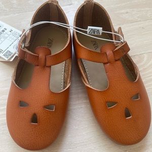 Girls Zara Mary Jane, NWT, size 8
